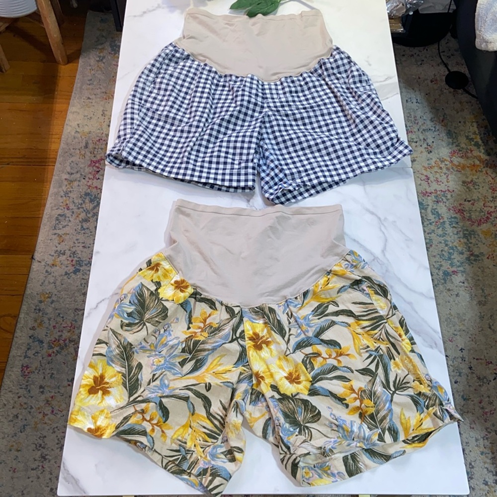 Old Navy Maternity Full-Panel Twill Shorts 7-inch inseam Set of 2 Bundle Size 12